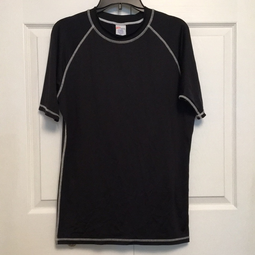 BEACH RAYS Rash Guard Top XL UNISEX Shortsleeved